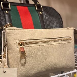 Isabelle Los Angeles Vegan Leather Crossbody Bag